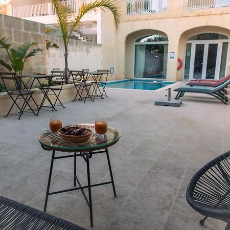 Bed and Breakfast The Carob Tree Victoria Exterior foto
