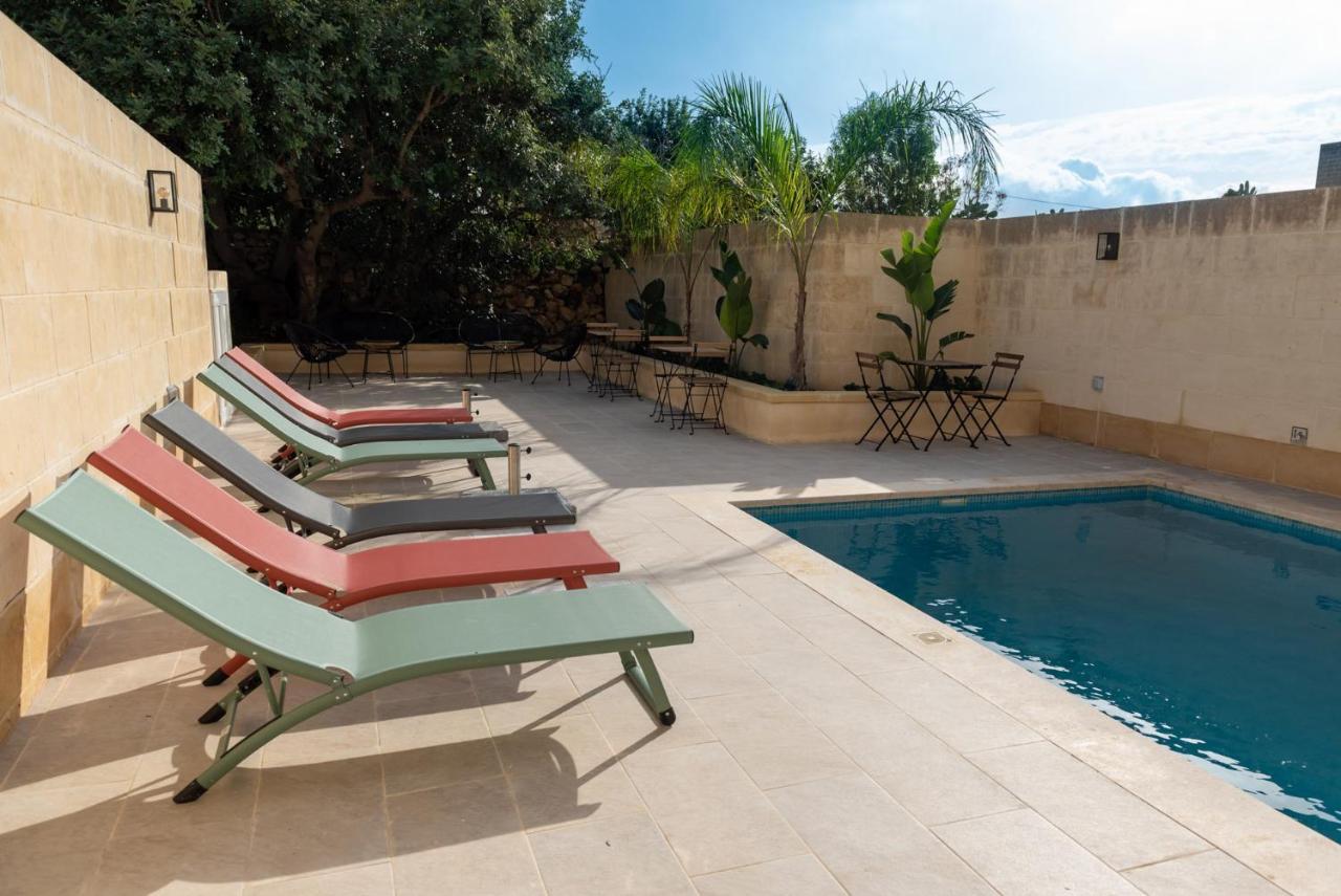 Bed and Breakfast The Carob Tree Victoria Exterior foto