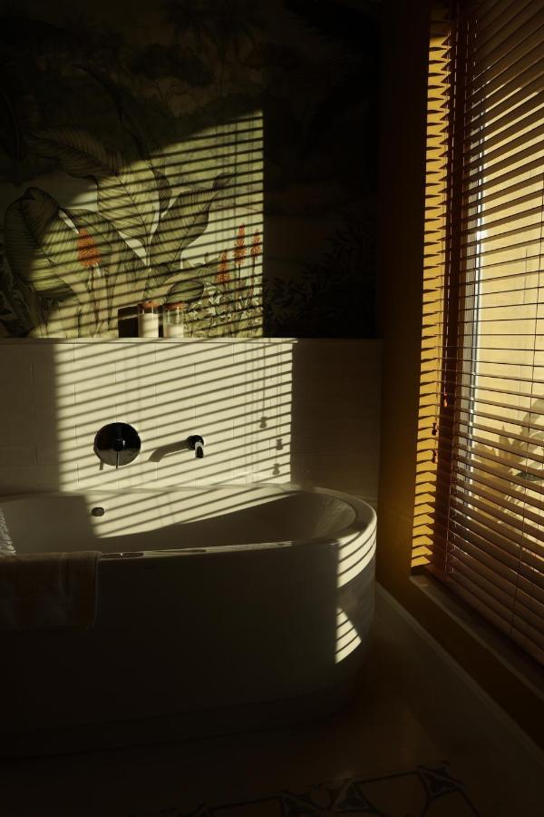 Bed and Breakfast The Carob Tree Victoria Exterior foto