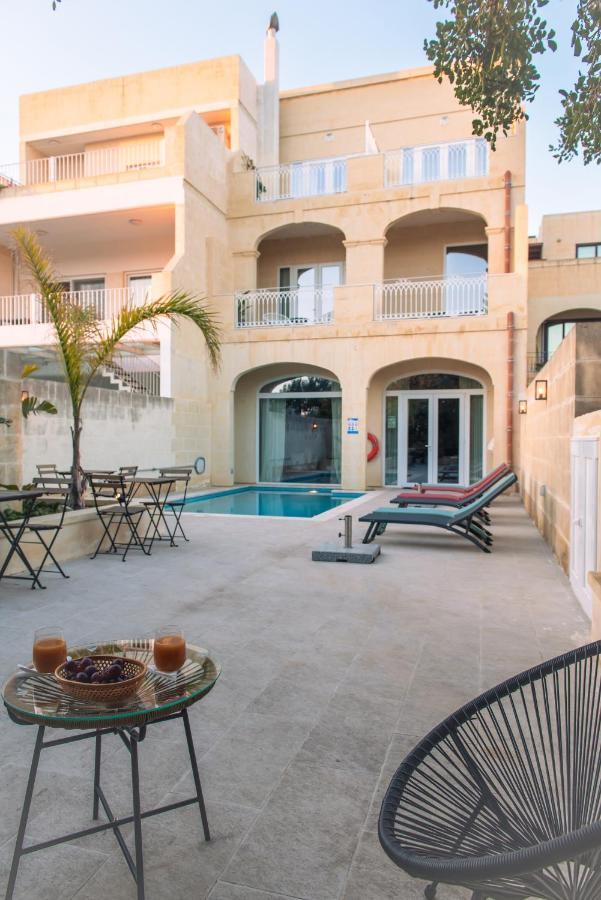 Bed and Breakfast The Carob Tree Victoria Exterior foto