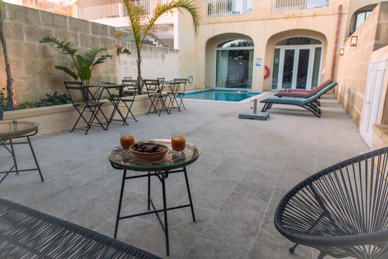 Bed and Breakfast The Carob Tree Victoria Exterior foto